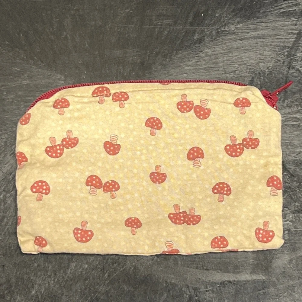 Unbranded Pouch Unisex Small Cream Mushroom Print Zipper Travel Bag Cottagecore
